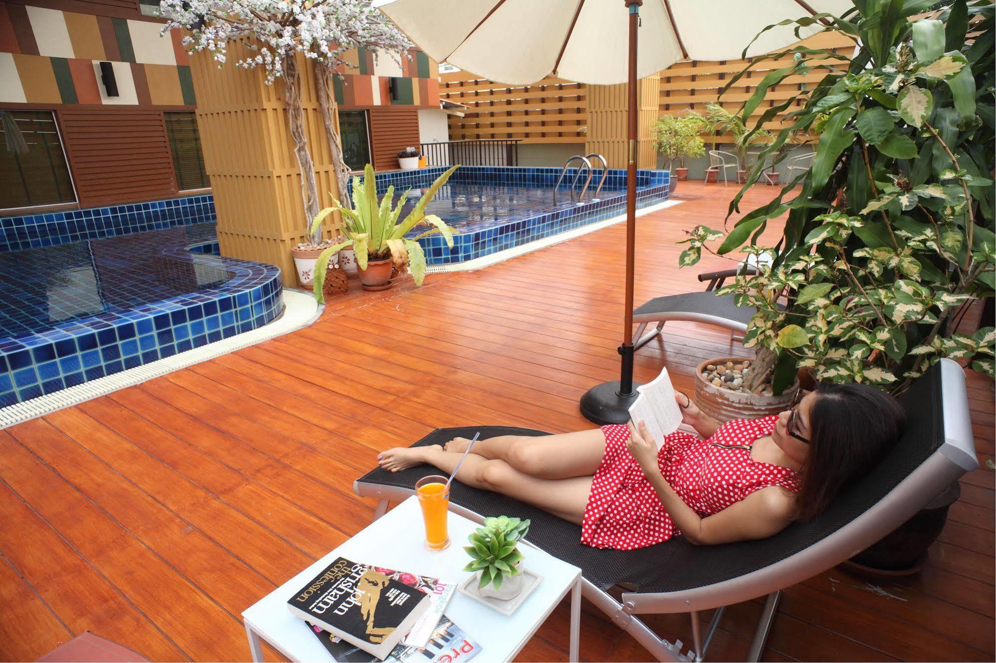 Hotell Prom Ratchada 4*