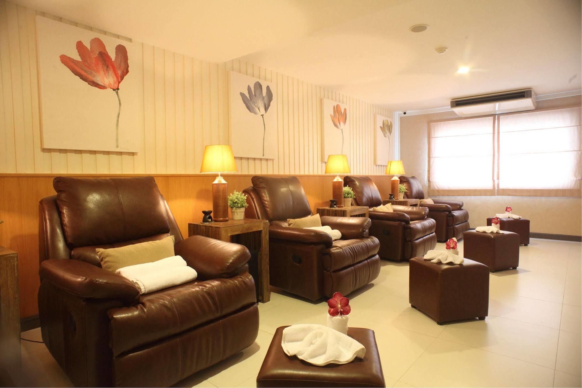 Prom Ratchada Hotell 4*