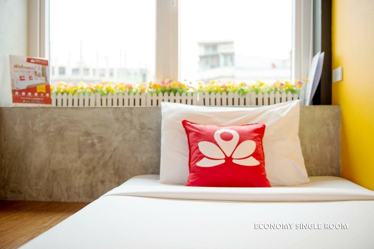 Hotel Zen Damrongrak Road 2*