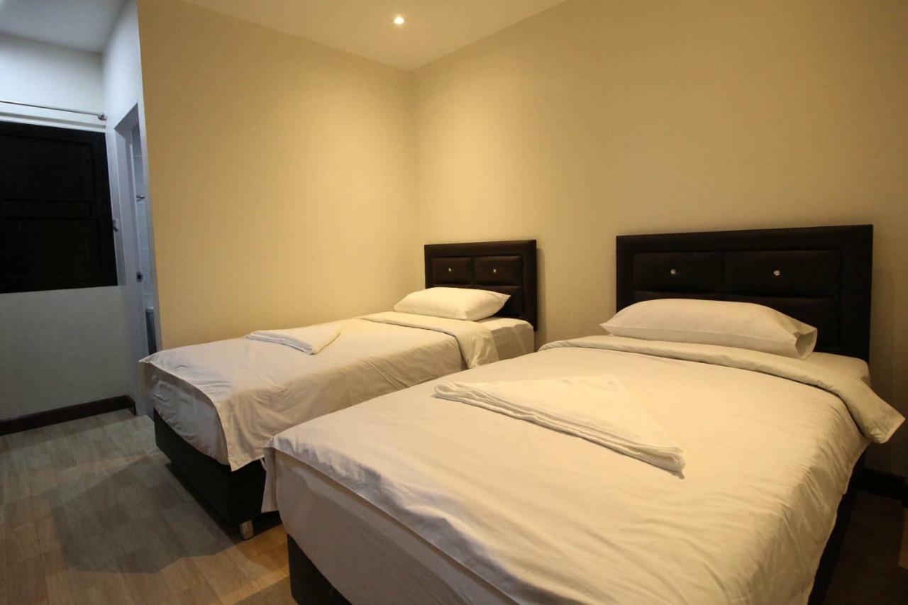 Hostal Chaiwat Bangkok