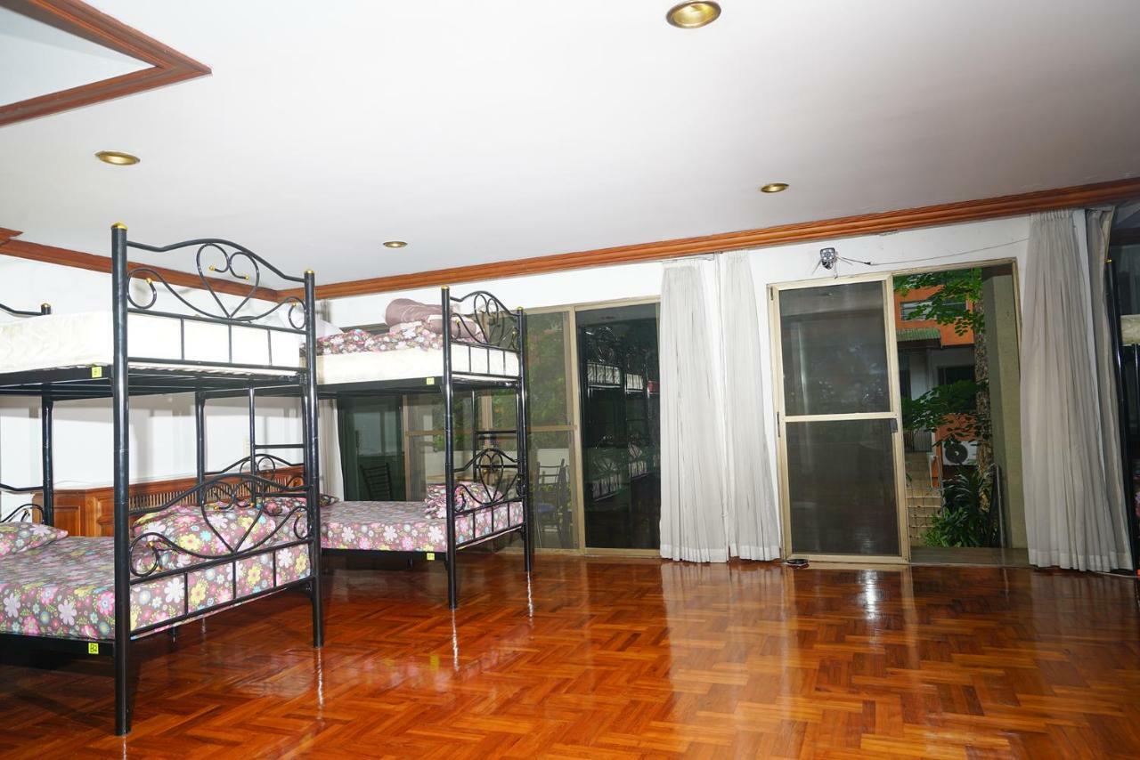 Bangkok Hot Hostel Hostel