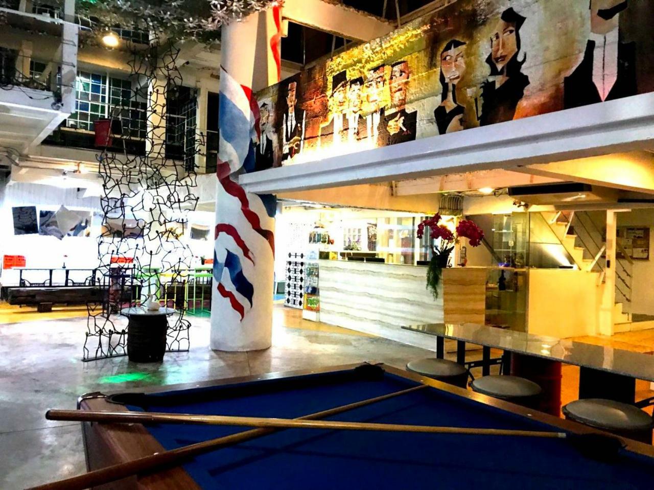 Hostel Silom Art