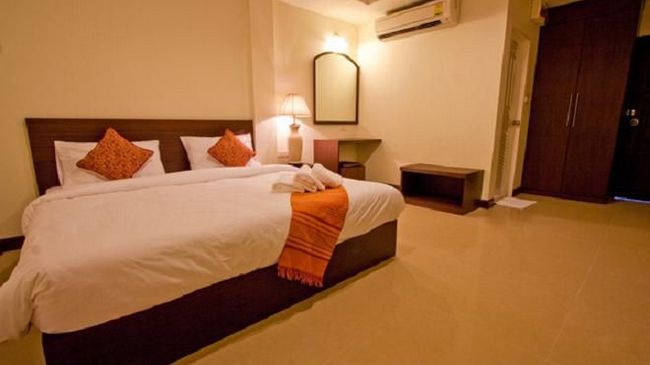 Suphan Hometel Hotel 3*