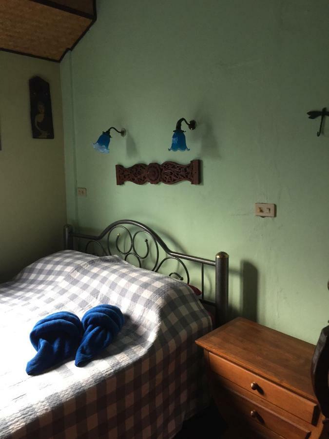 Shanti Guest house Bangkok