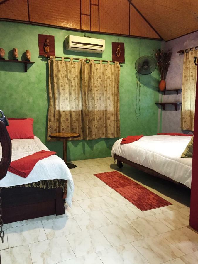 Shanti Guest house Bangkok