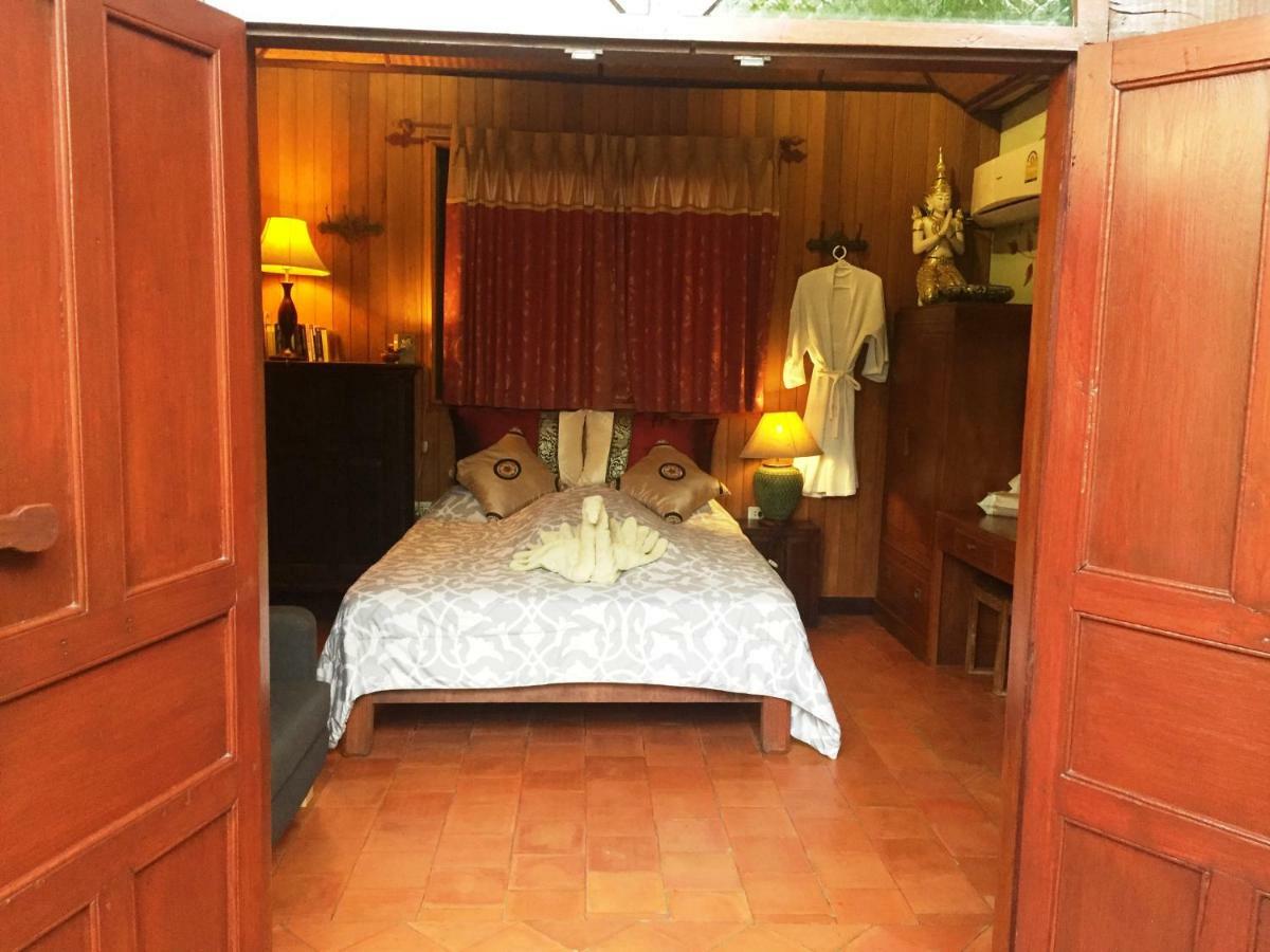 Shanti Guest house Bangkok