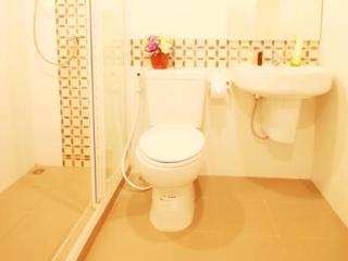 Hostel Sakul House *