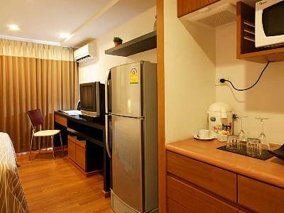 I Sathorn 3*