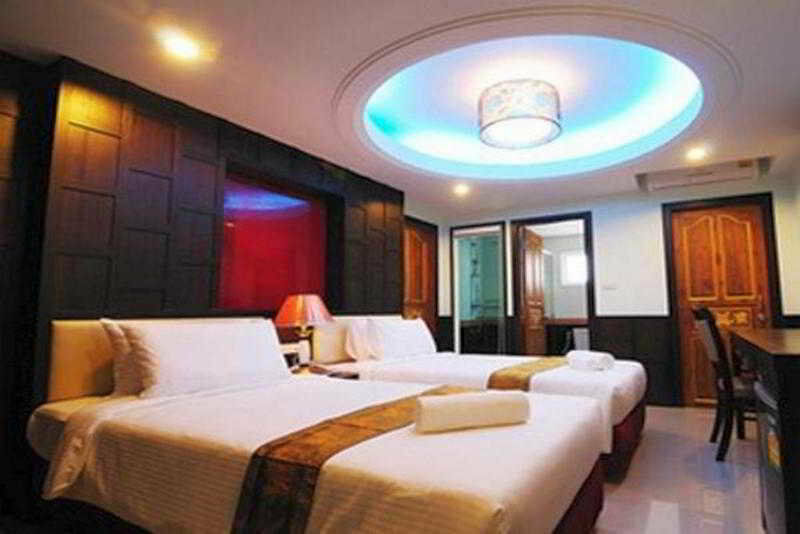 Gusto Pratunam Khách sạn Bangkok