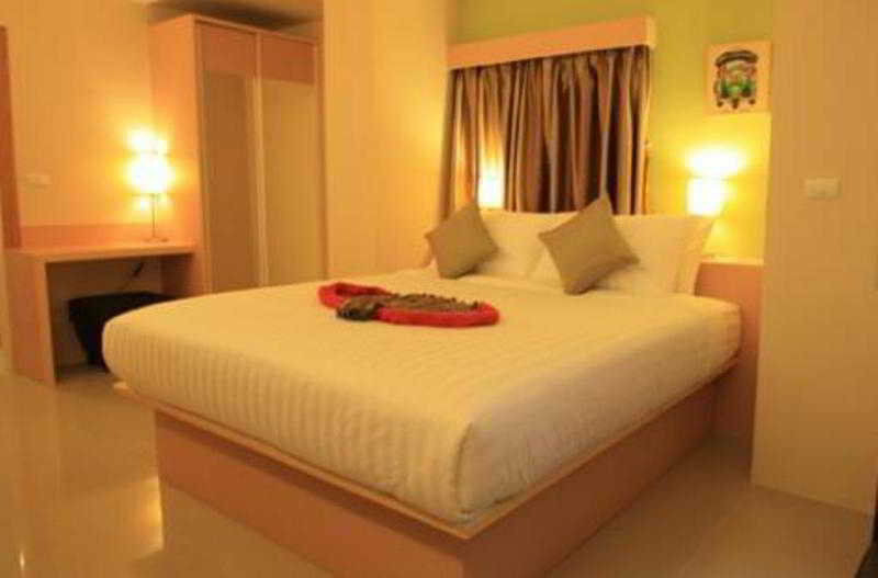 Prom Ratchada Hotel Banguecoque