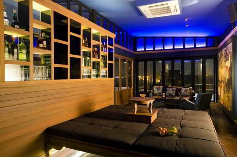 Hotel Baan Wanglang Riverside, Bangkok