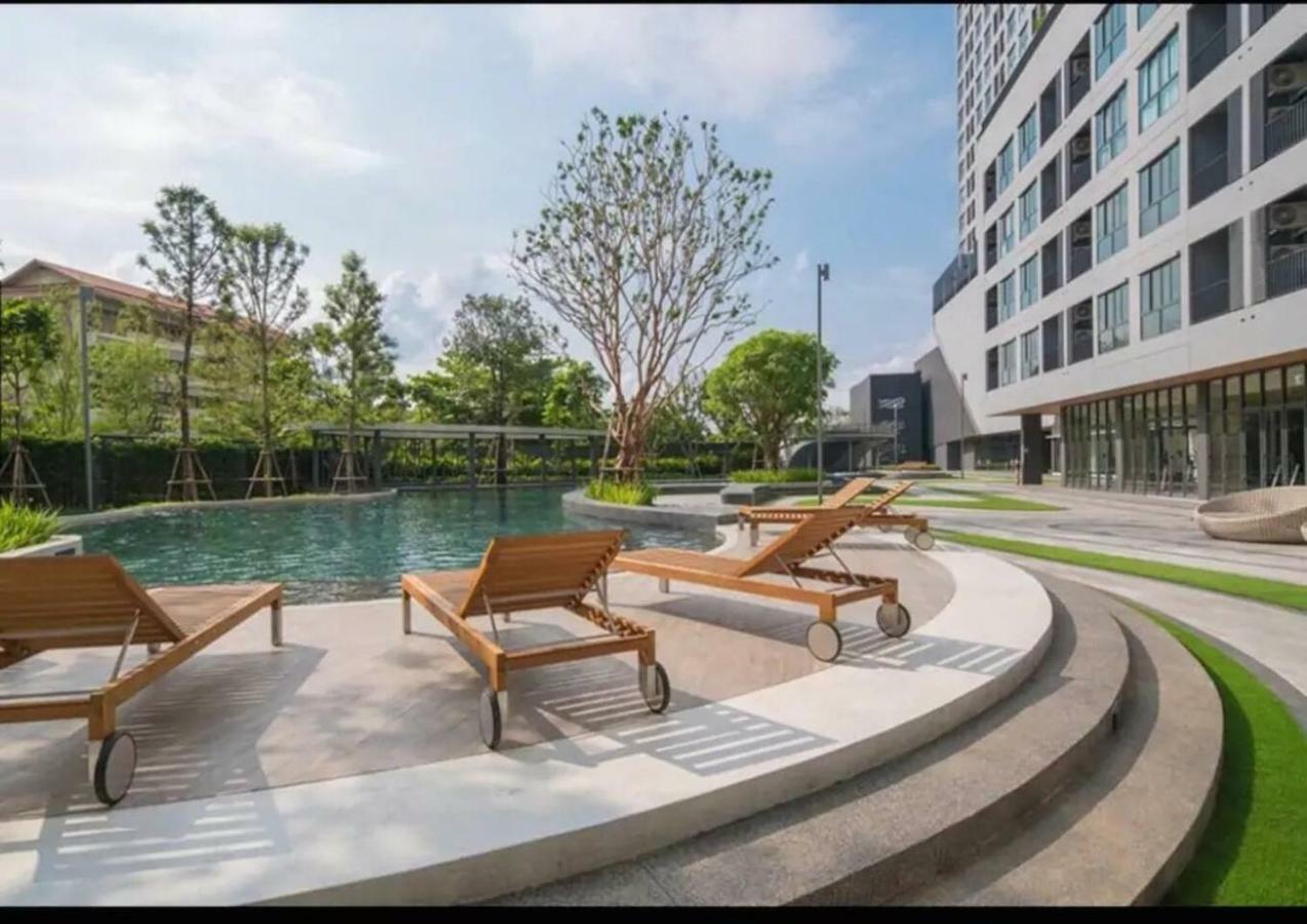 Apartment Ideo O2曼谷bangna区三万平森林轻氧公寓三个超大网红打卡泳池两个健身房足球场绿道都在小区内 *
