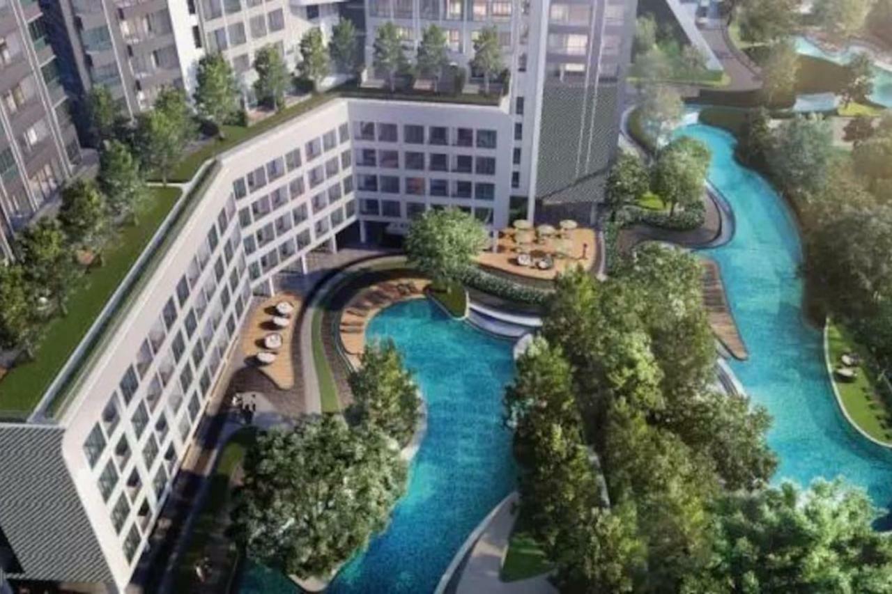 Ideo O2曼谷bangna区三万平森林轻氧公寓三个超大网红打卡泳池两个健身房足球场绿道都在小区内