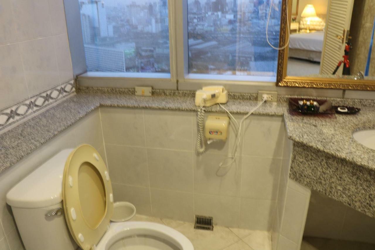 Adriatic Palace Khách sạn Bangkok