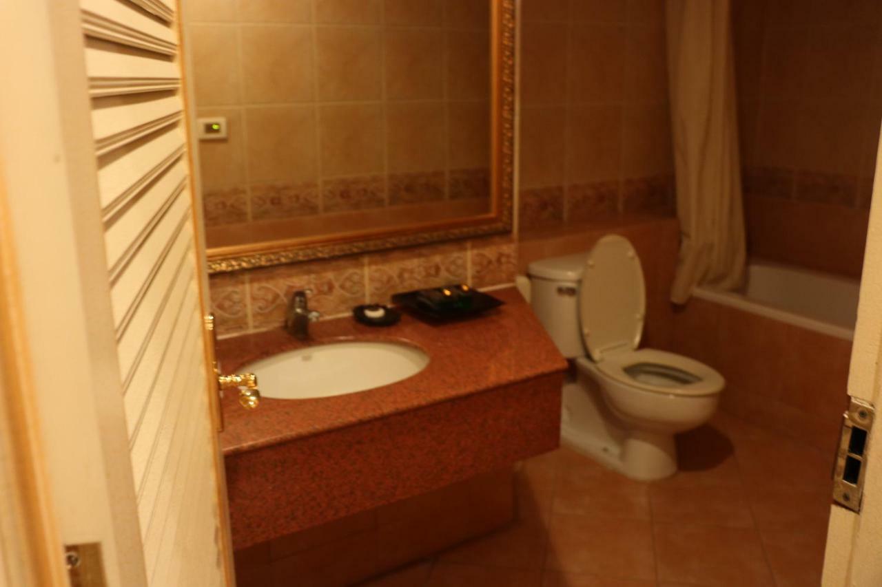 Adriatic Palace Khách sạn