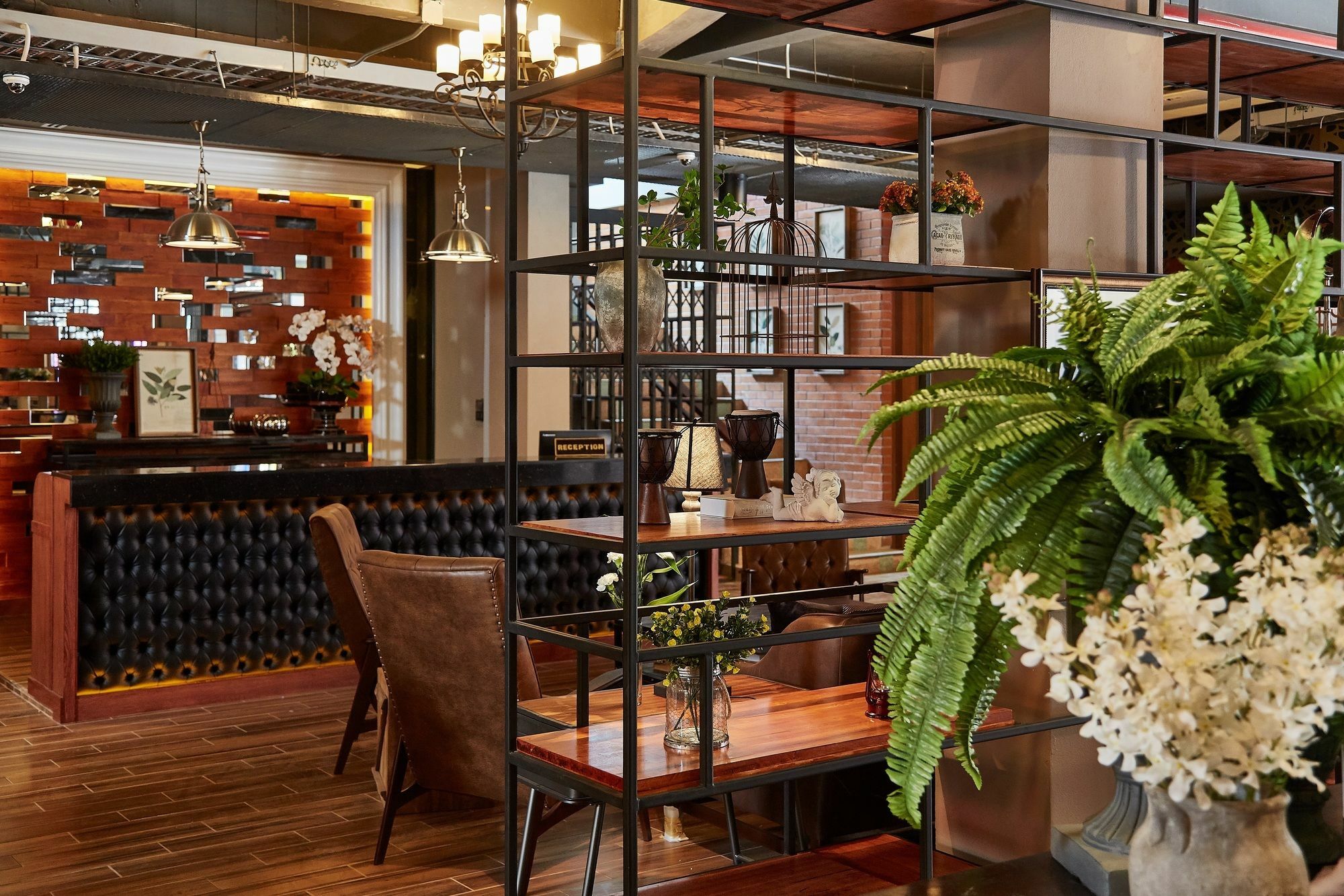 W22 By Burasari Hotel Bangkok