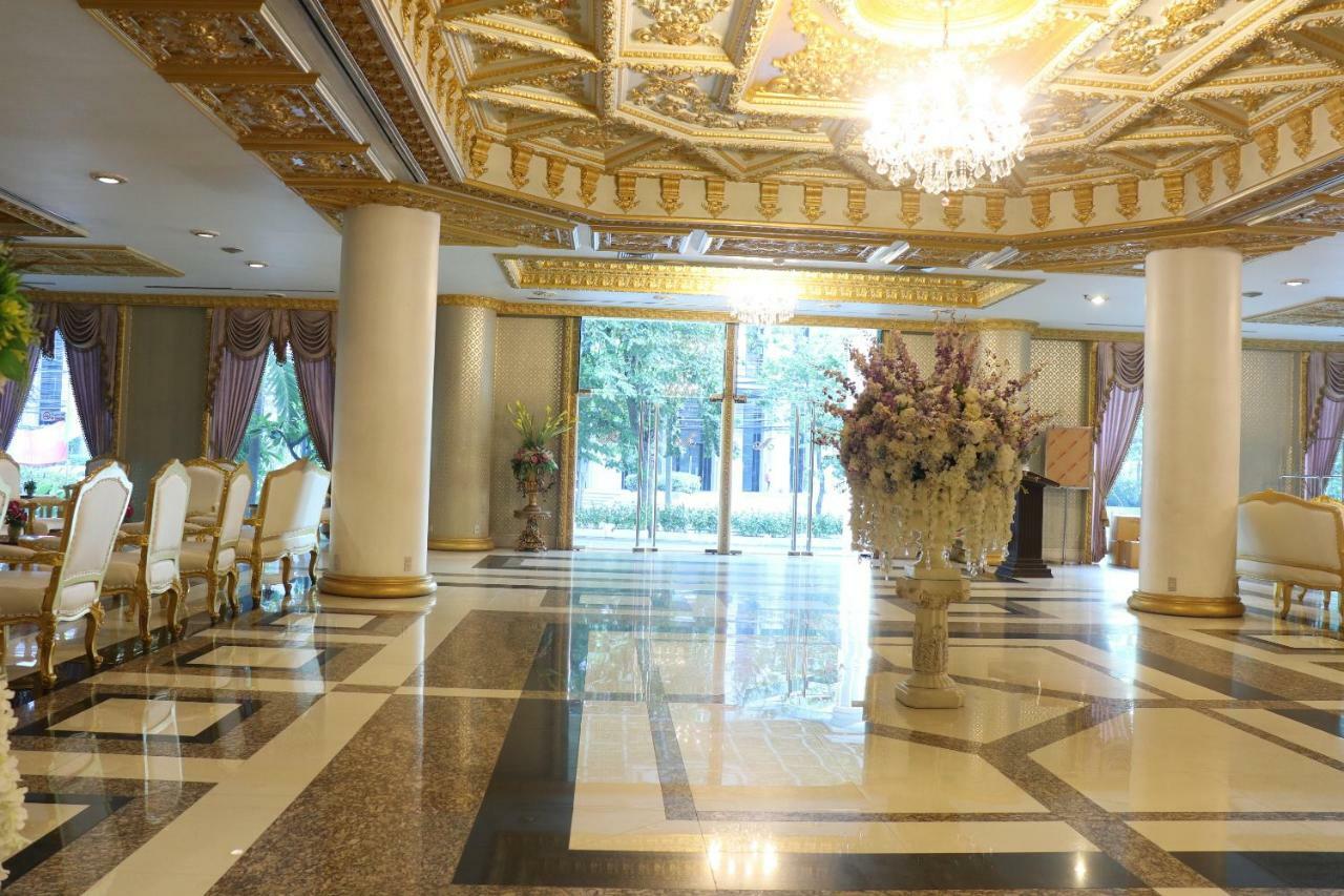 Adriatic Palace
