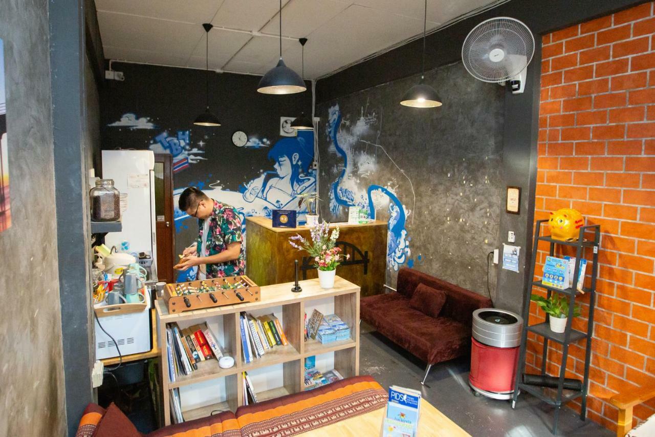 The Bridge Hostel Bangkok
