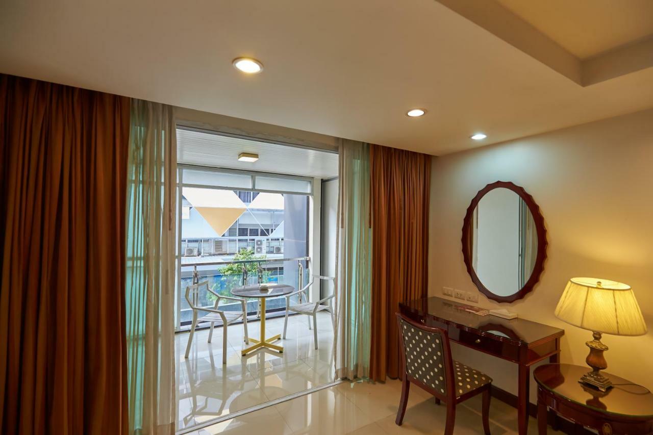 Nana Hiso Hotel 3*