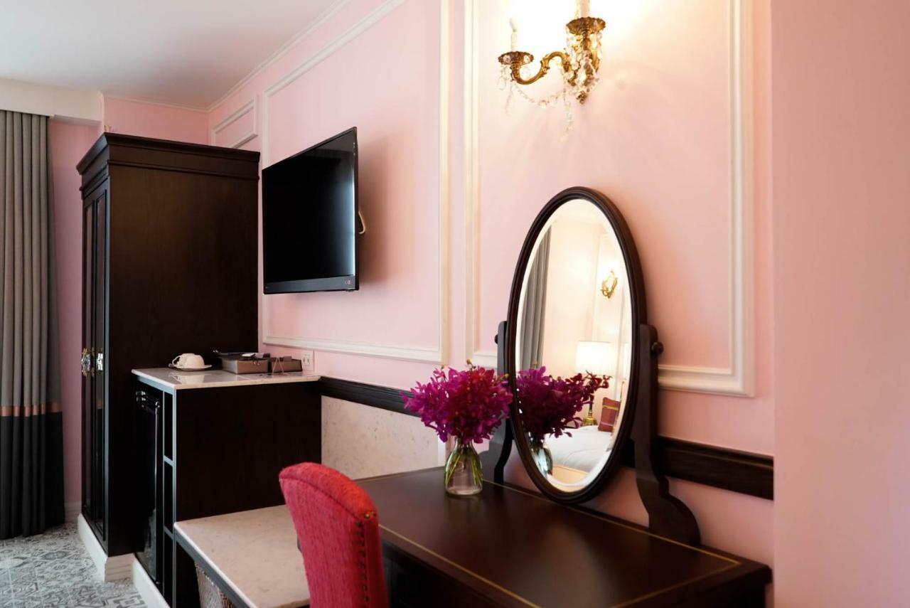 Sara's 3* Bangkok