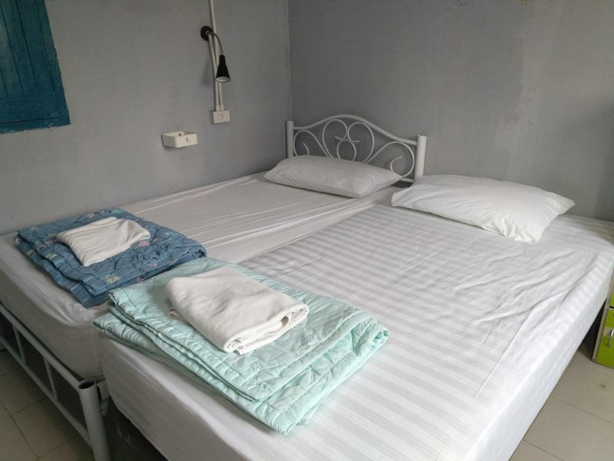 Meet Up Hostel Bangkok