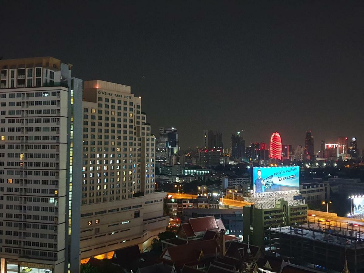 We @ Ratchaprarop * Bangkok