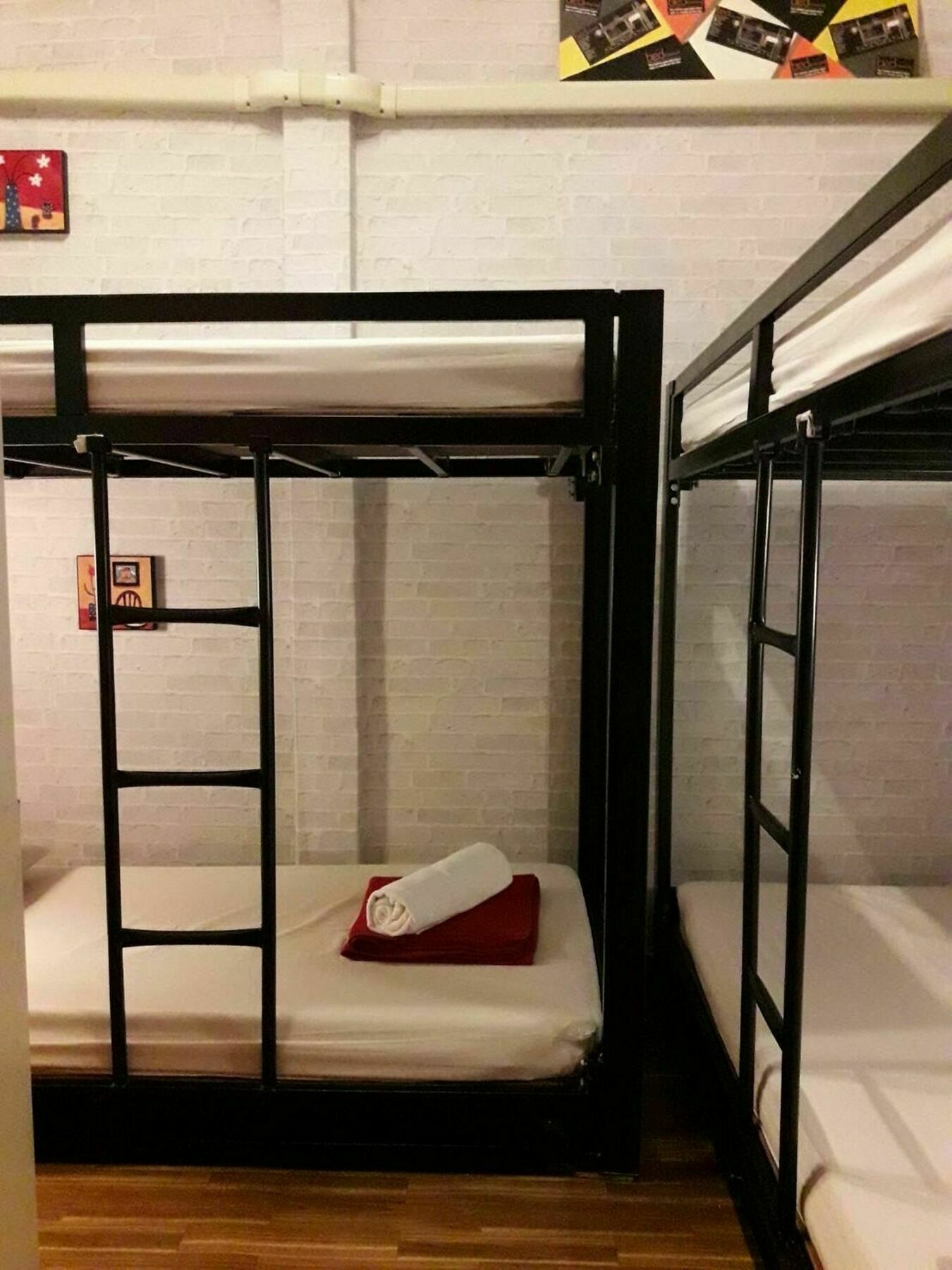 Bed *