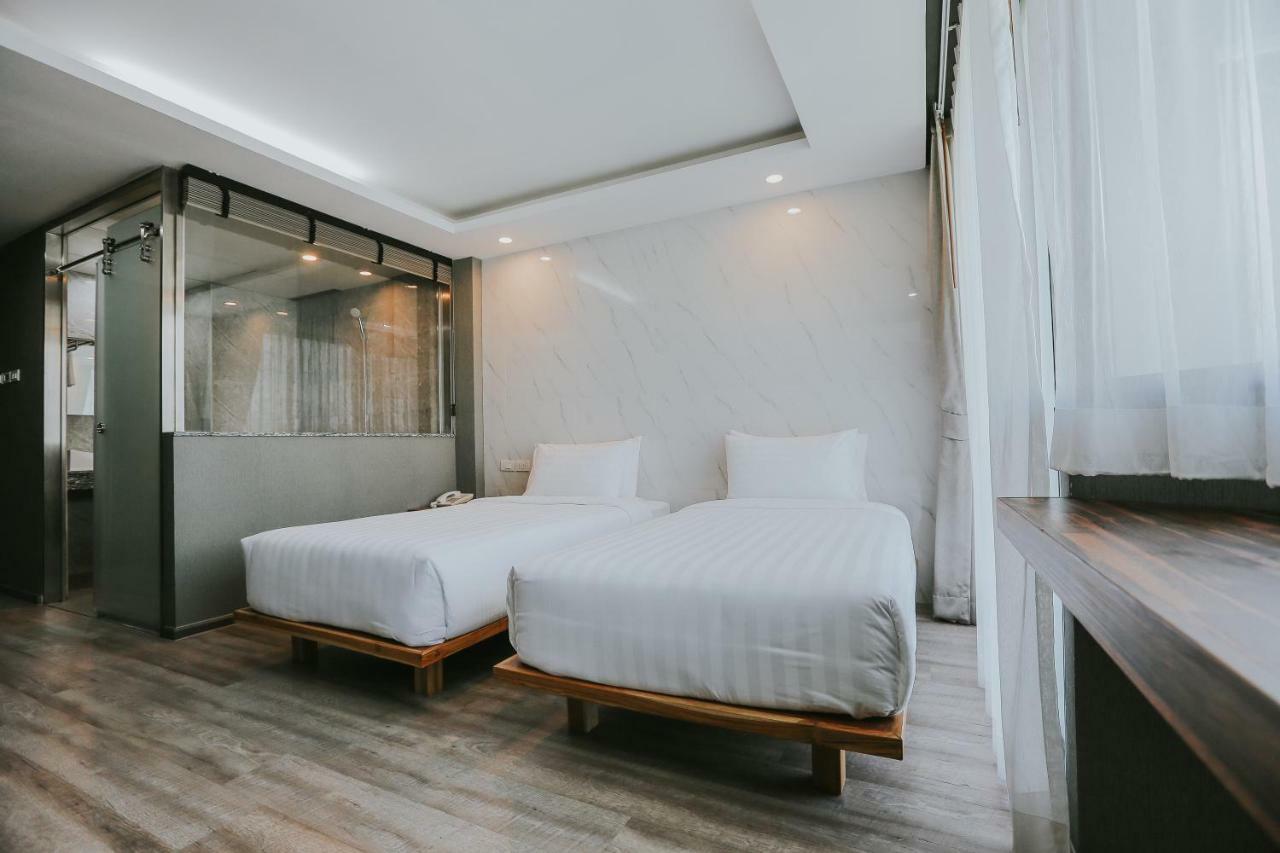 Link Hotell 3*
