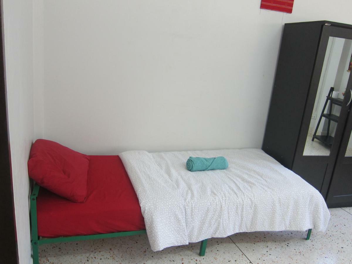 D&n Hostel *