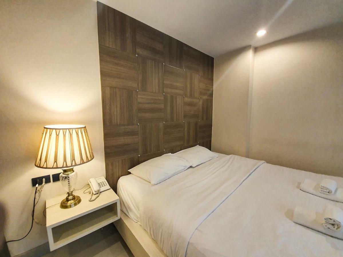 Parkview Ratchaprarop Guest house