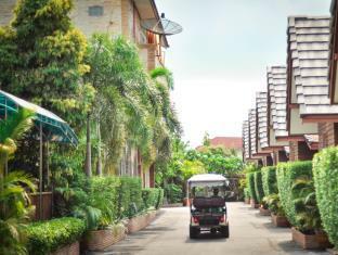 Khum Klao Teak Hut 2* Bangkok