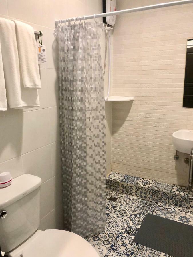 Hotel Baan Wangderm *