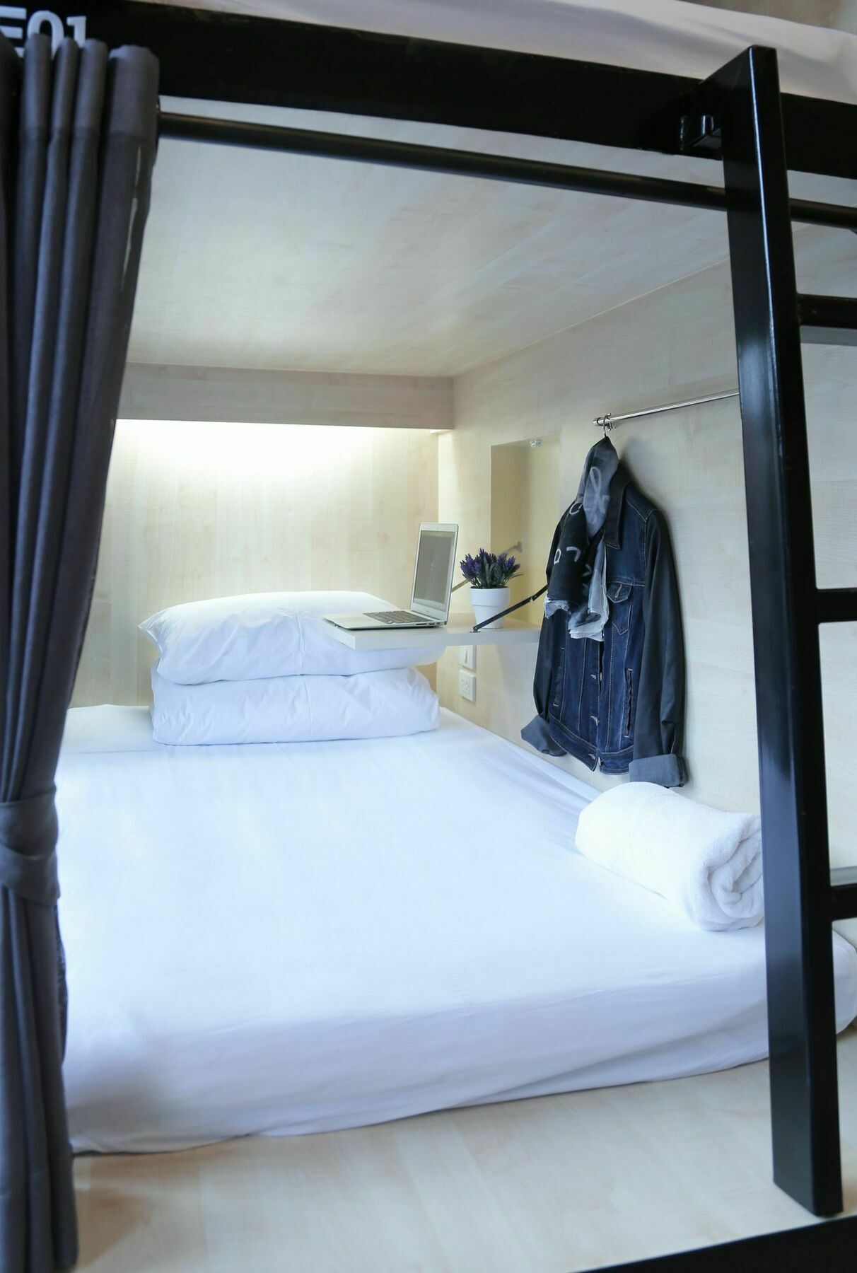Lamurr Sukhumvit 41 Hostel Bangkok