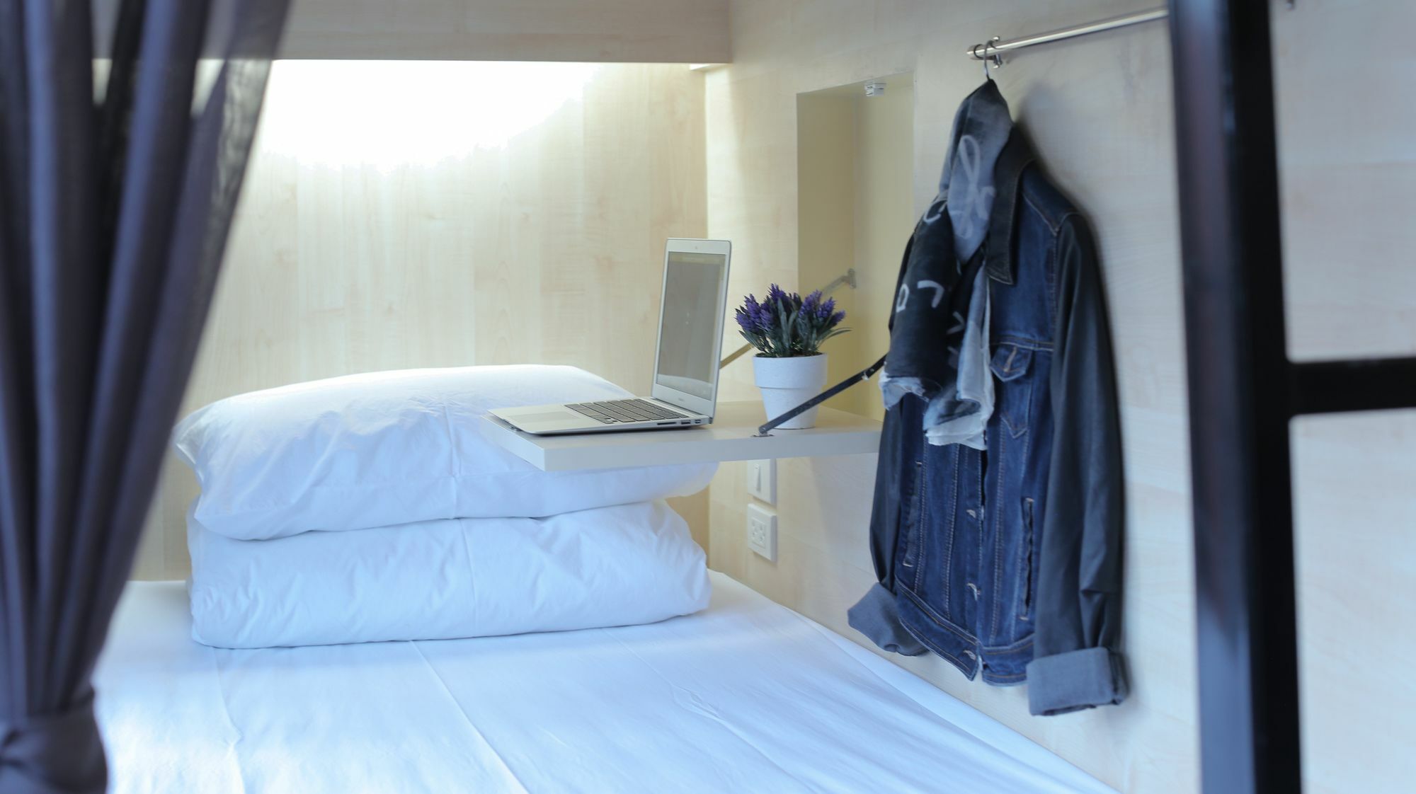 Lamurr Sukhumvit 41 Hostel *