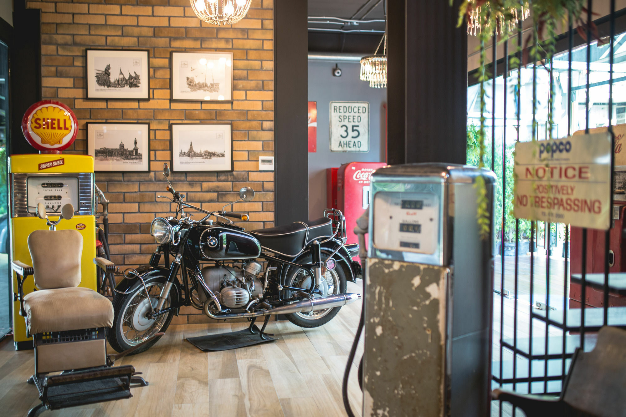 Vandrerhjem Sleep Box Sukhumvit 22 *