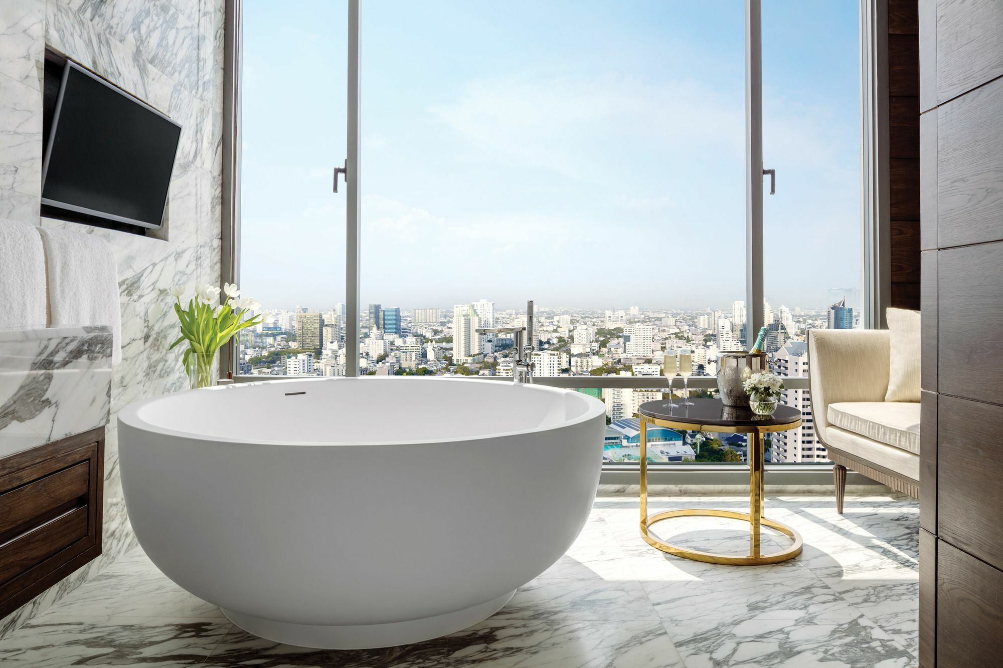 137 Pillars Hotell 5*
