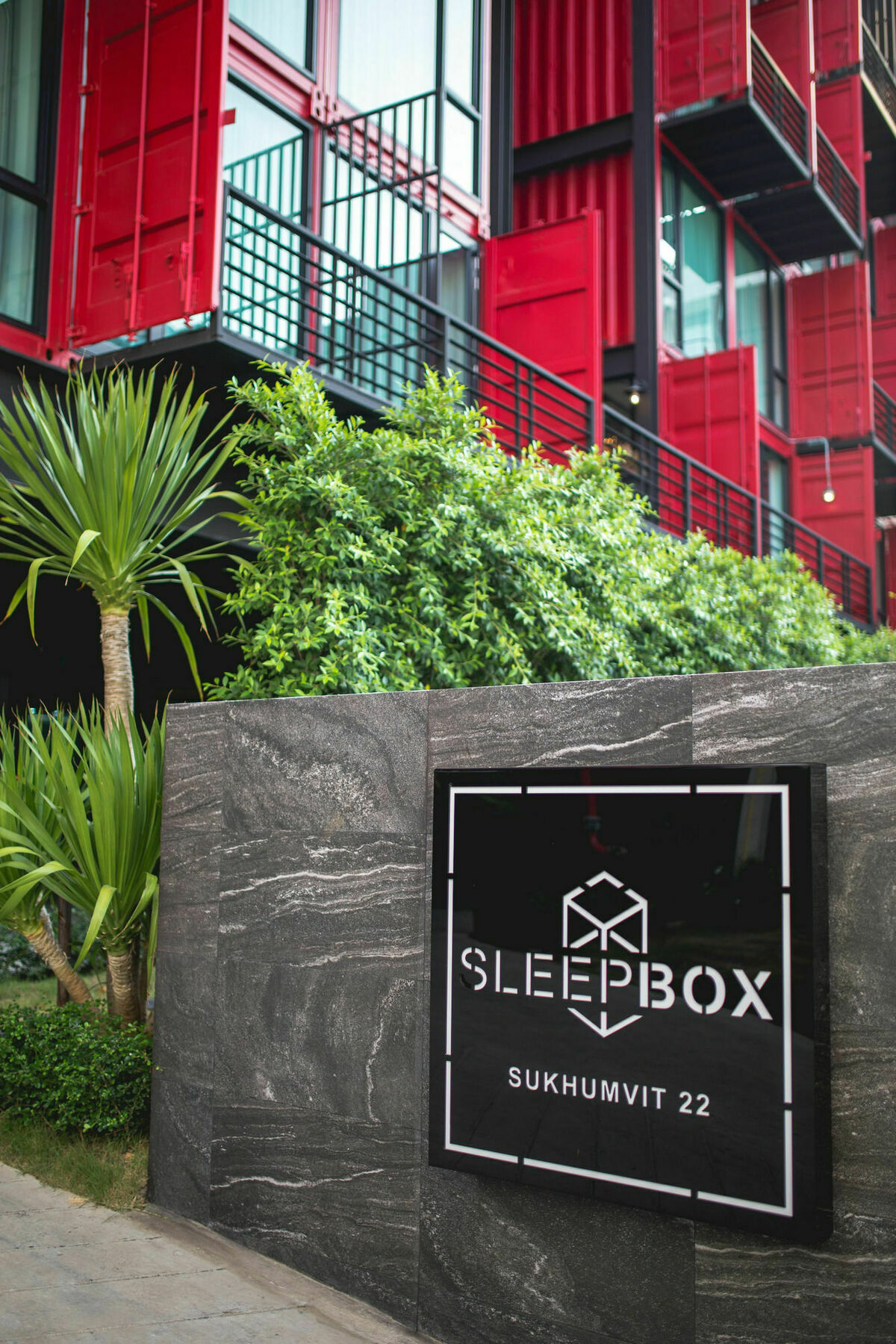 Vandrerhjem Sleep Box Sukhumvit 22 *