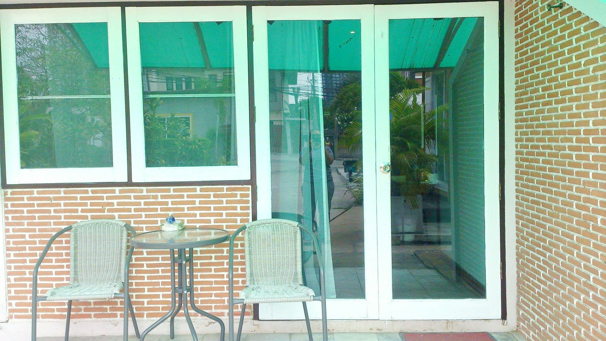 M - Bts Onnut Resort Bangkok