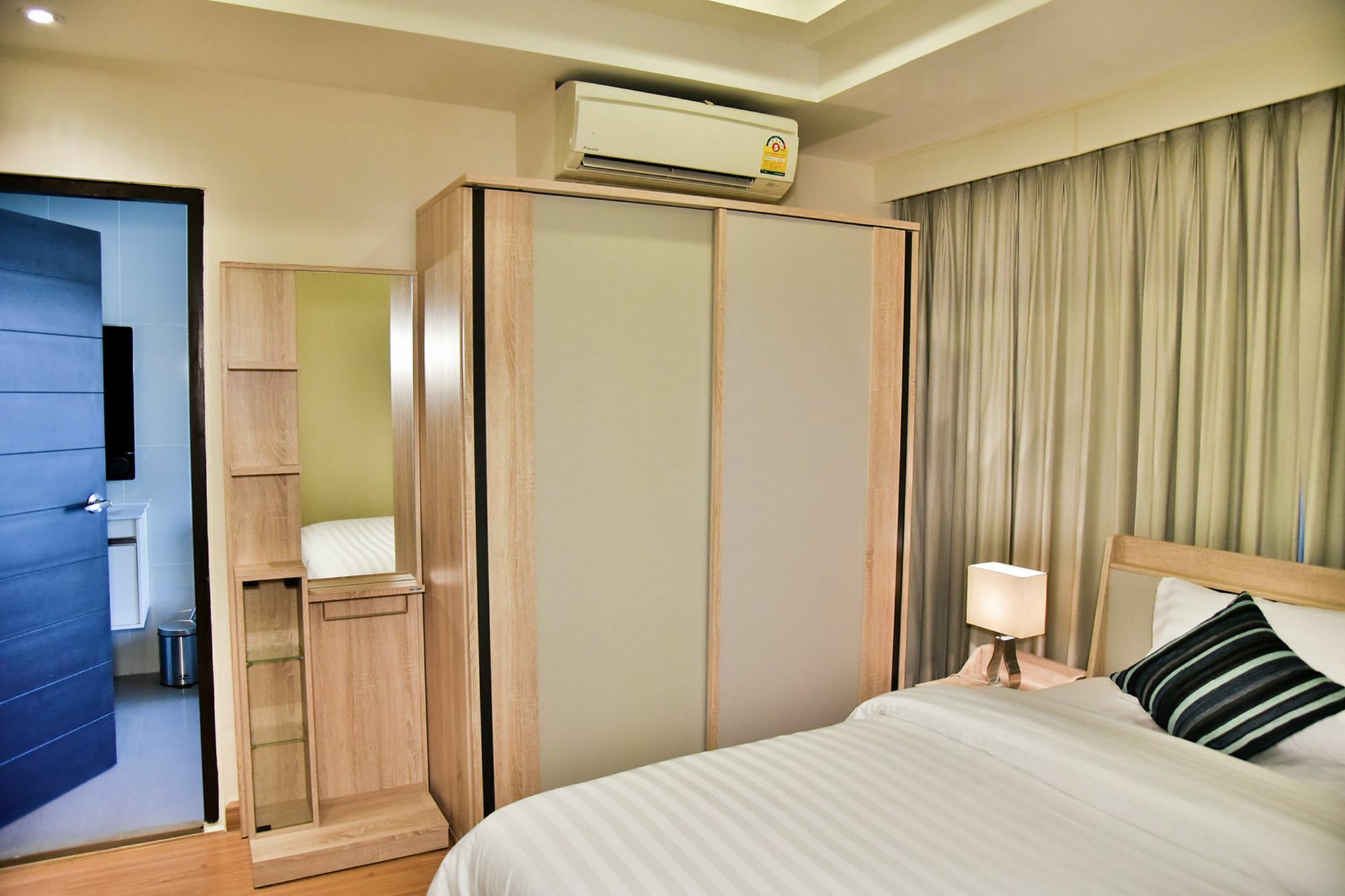 The Kaze 34 And Serviced Hotel