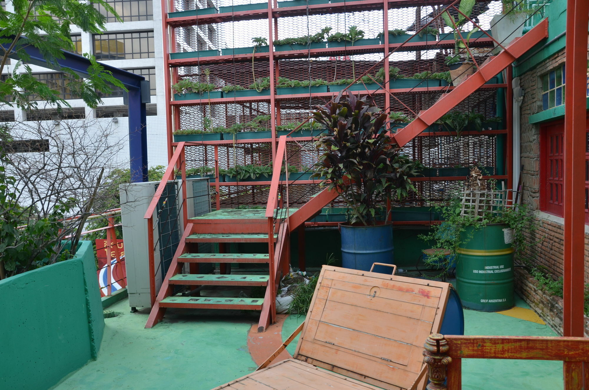 Silom Art Hostel *