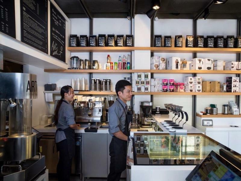 White House Asoke Sukhumvit 18 Hotel 3*