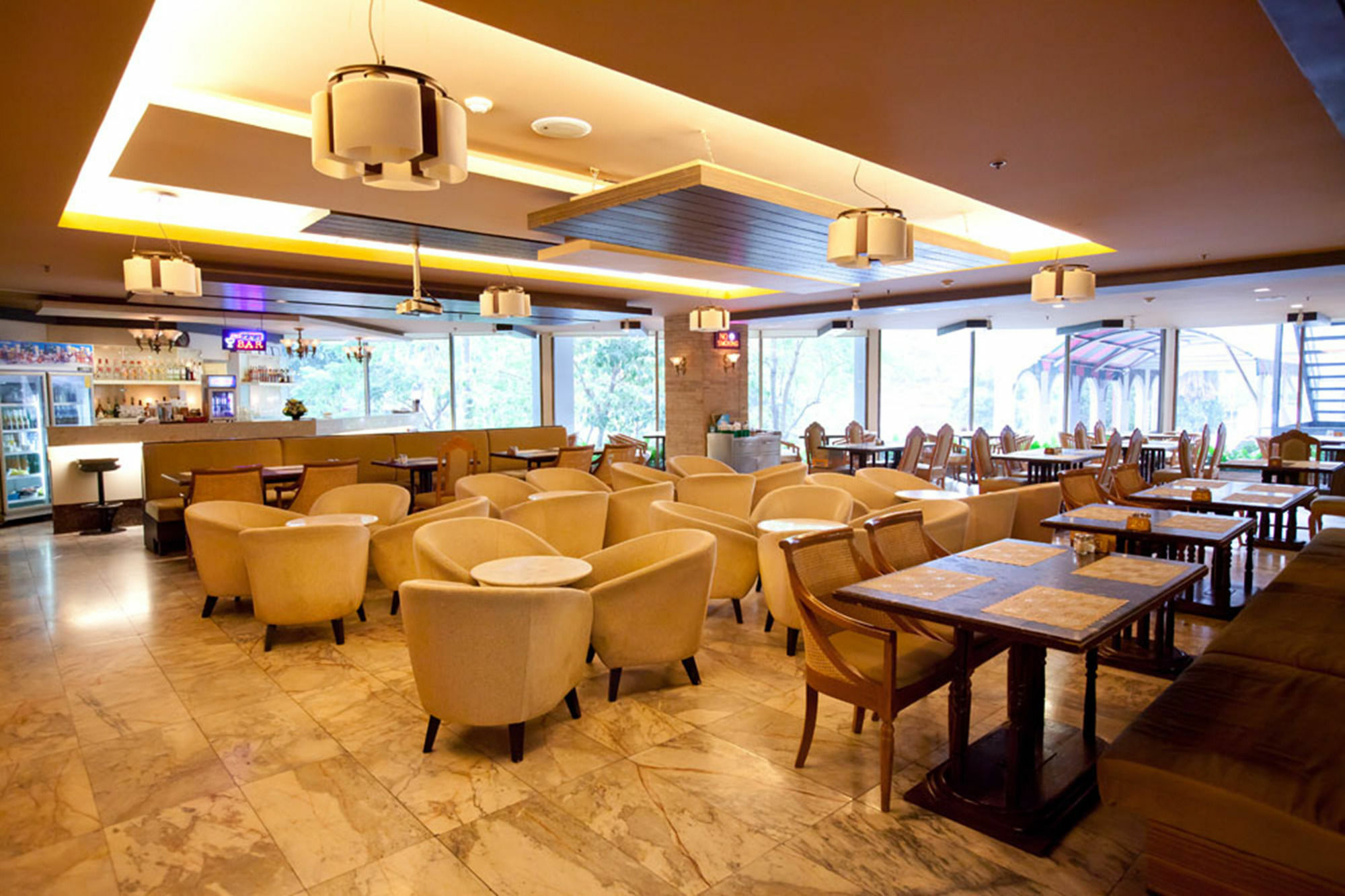 Hotel Graceland By Grace - Sha Extra