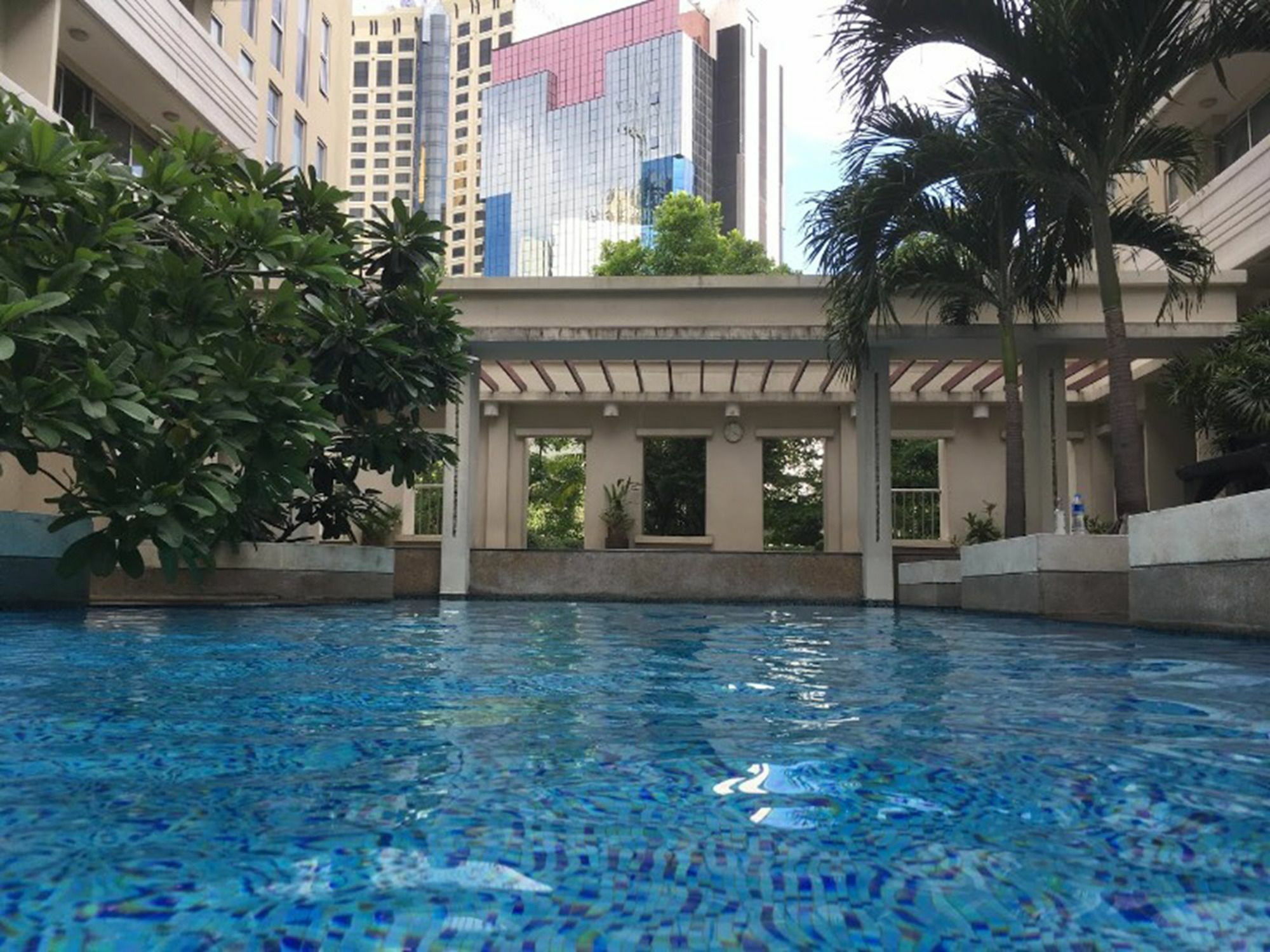 Apartment Twin Peaks Sukhumvit *