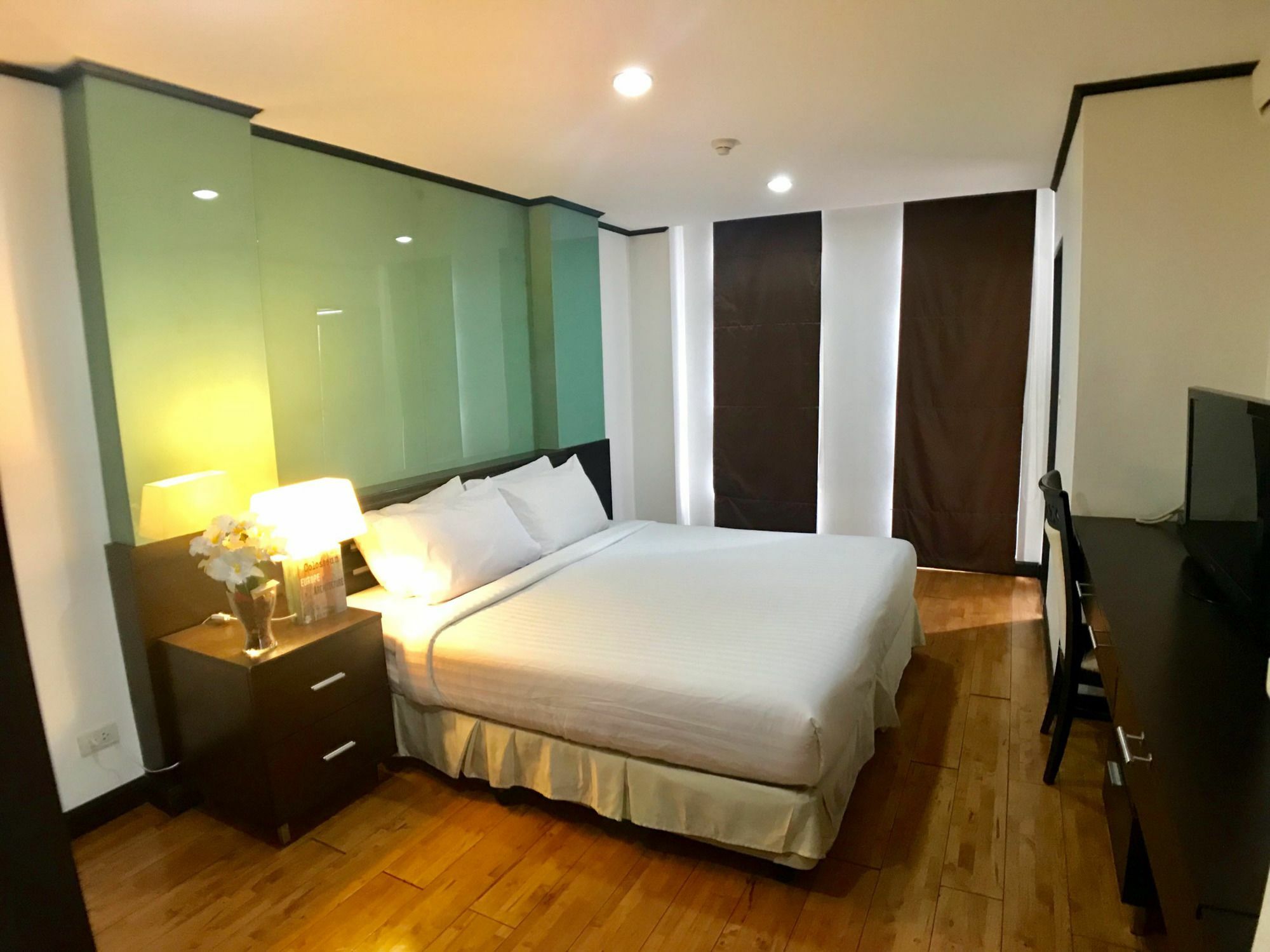 Apartment Twin Peaks Sukhumvit *
