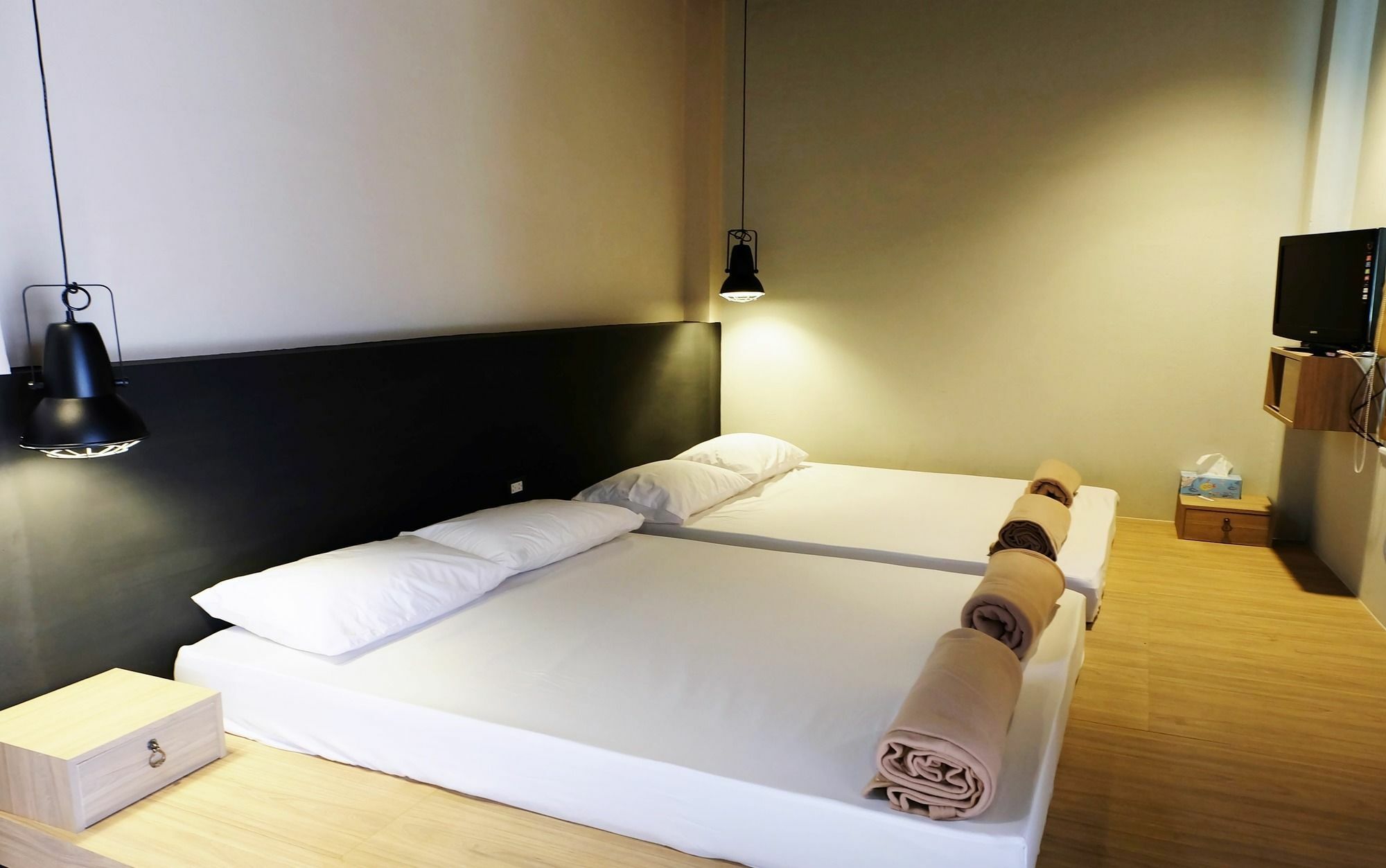 Stations Hostel *