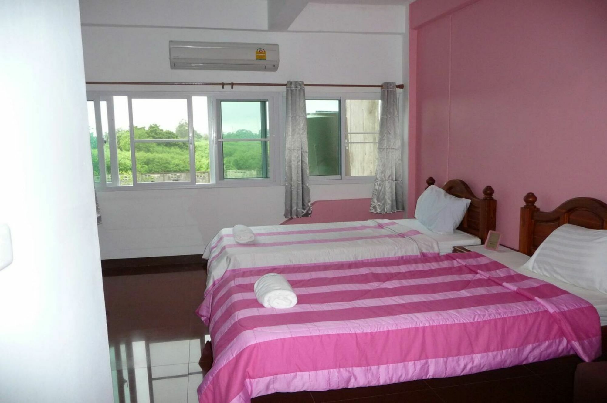 For 2* Bangkok