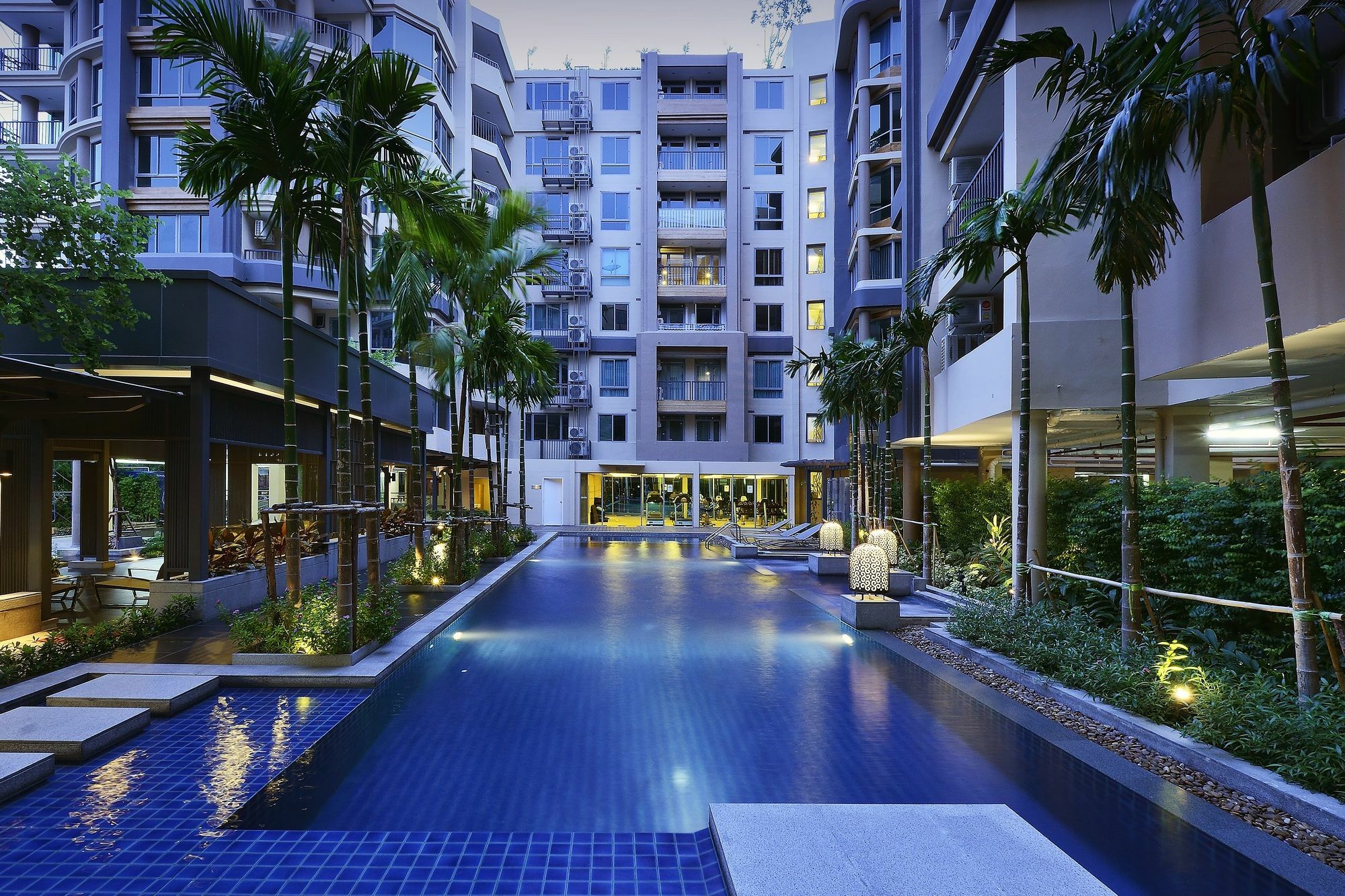 Roomme Hospitality Nang Linchee Branch