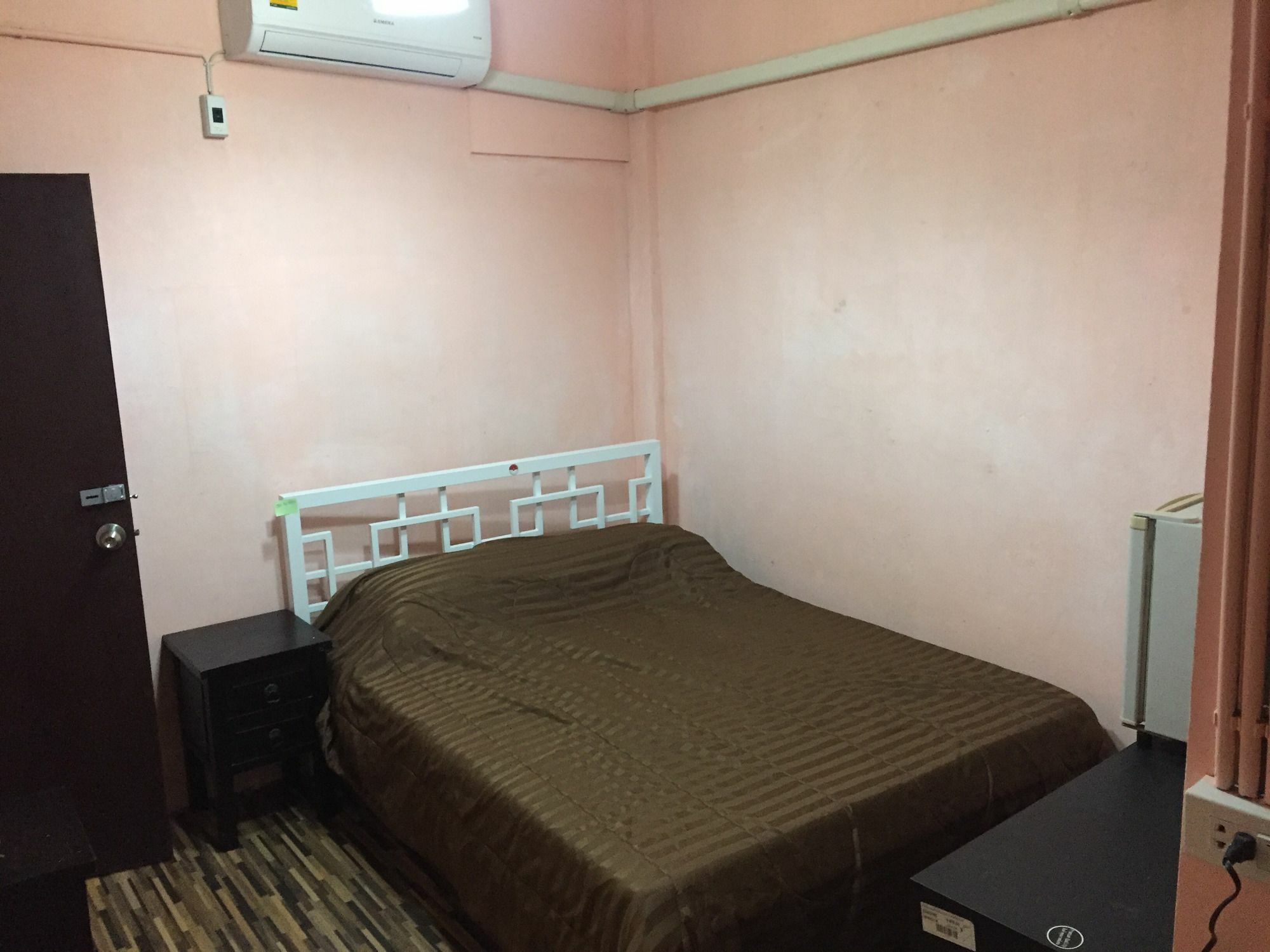 Big Orange Localstay At Siam *