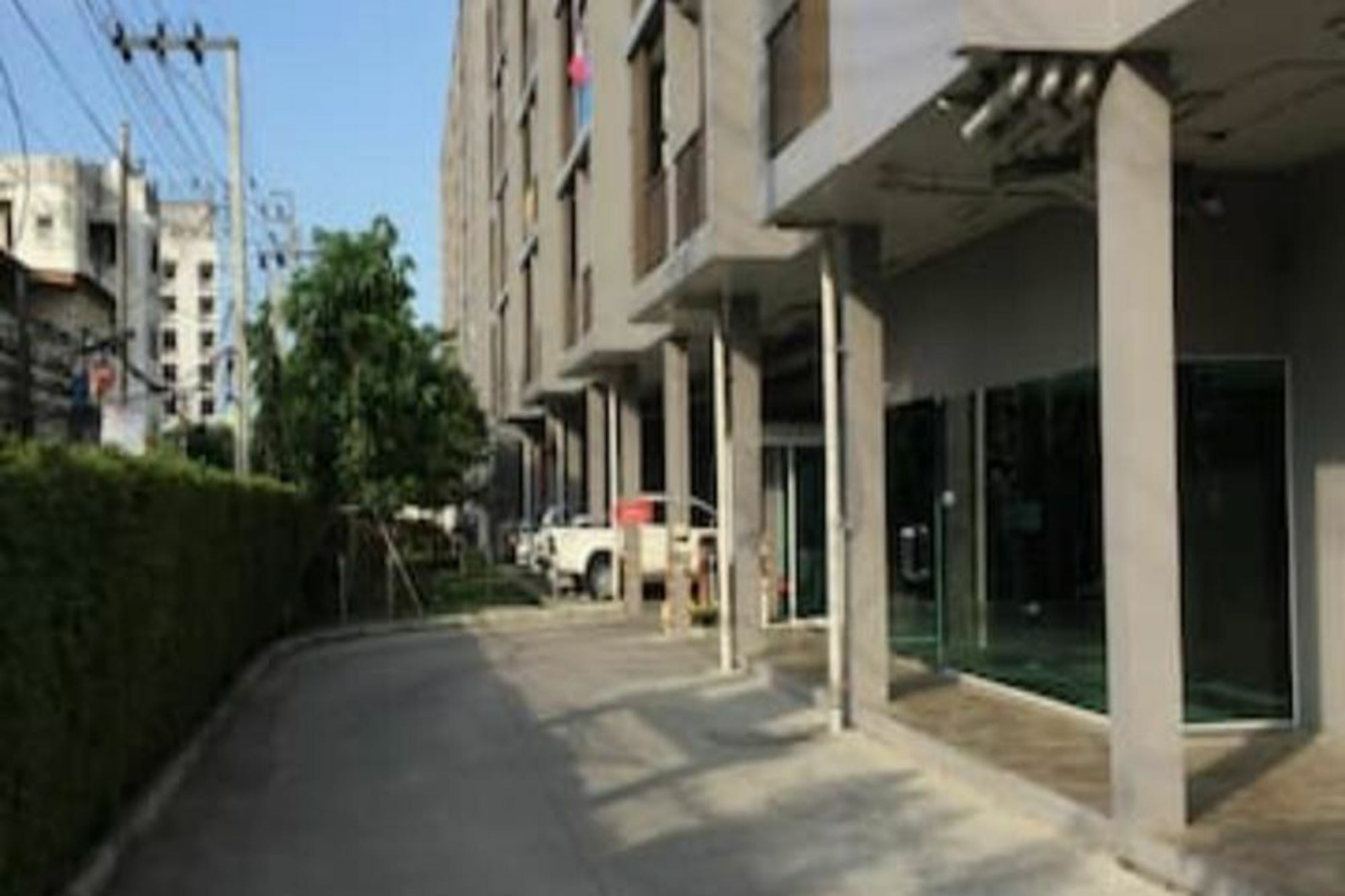 Chrisma Ramintra Soi 95 By Renvio Apartment Bangkok