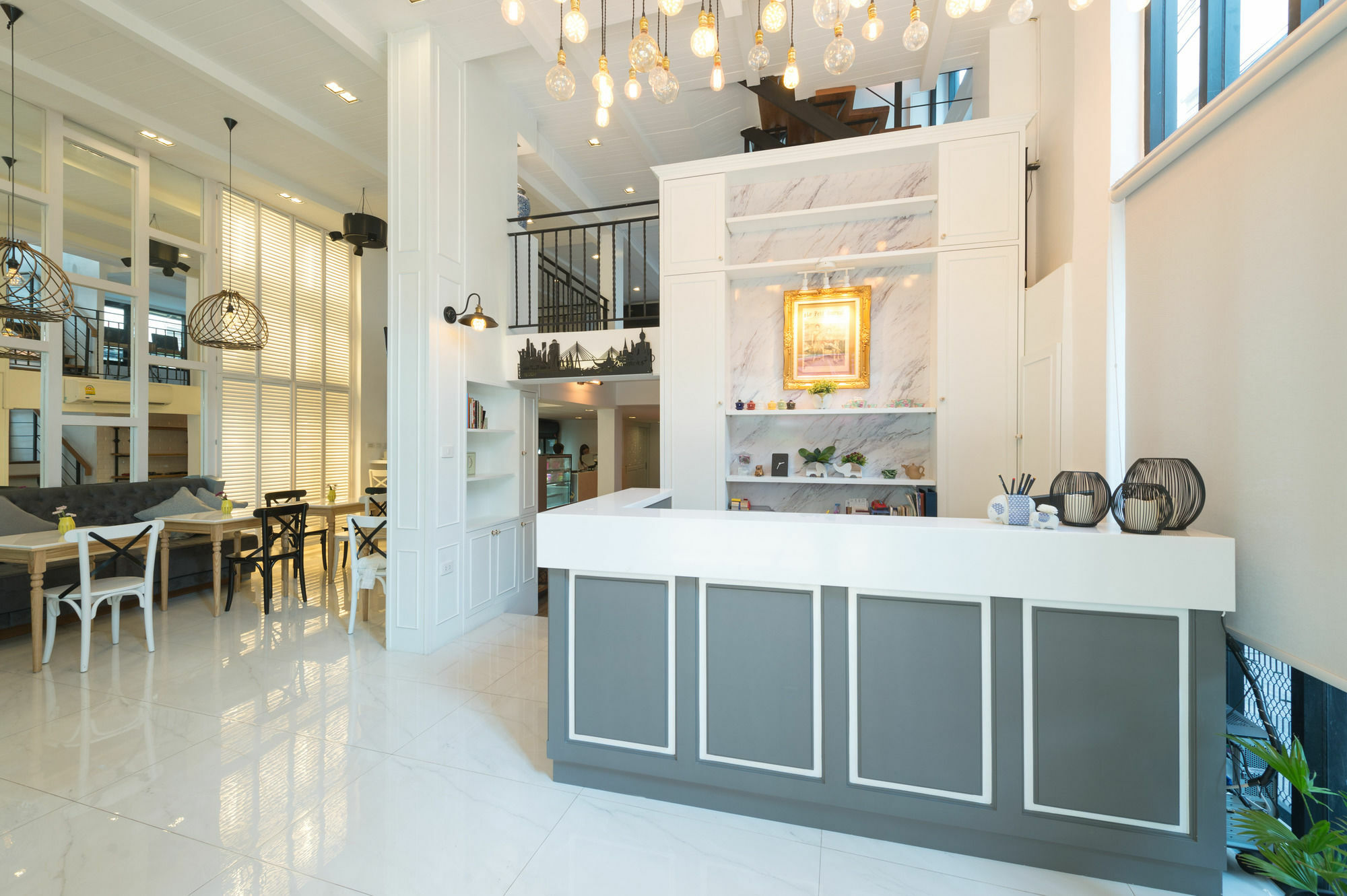 White Ivory Hotel Bangkok